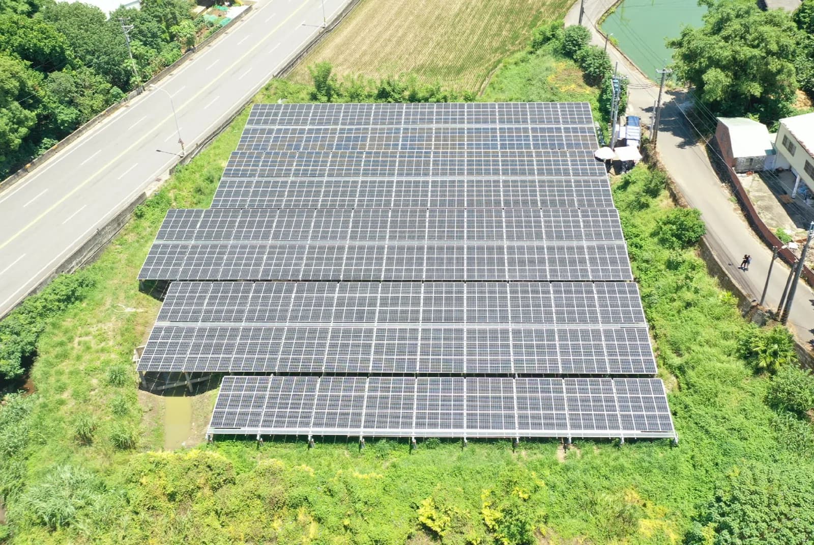 苗栗造橋地面型電廠 — 地面型