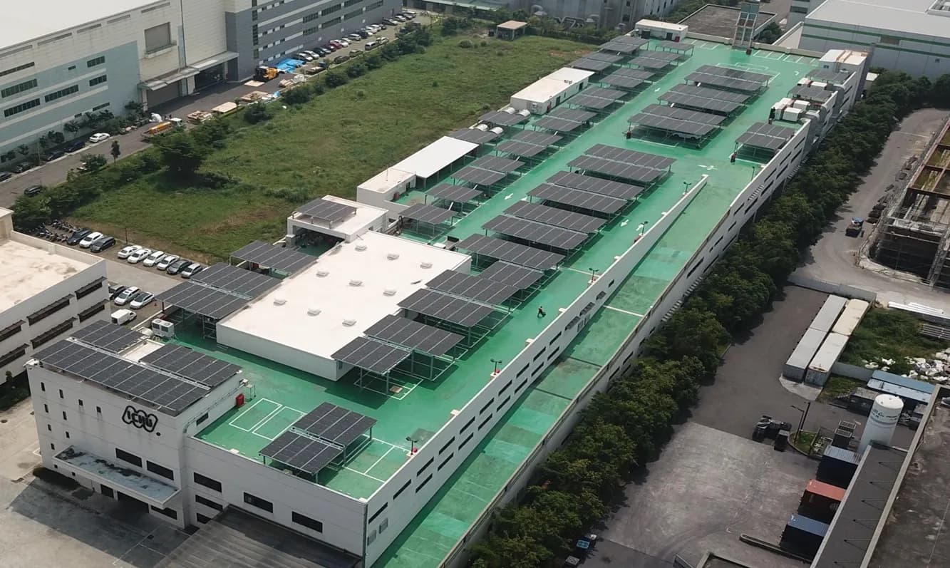 光電大廠 — 屋頂太陽能 — 屋頂平舖型