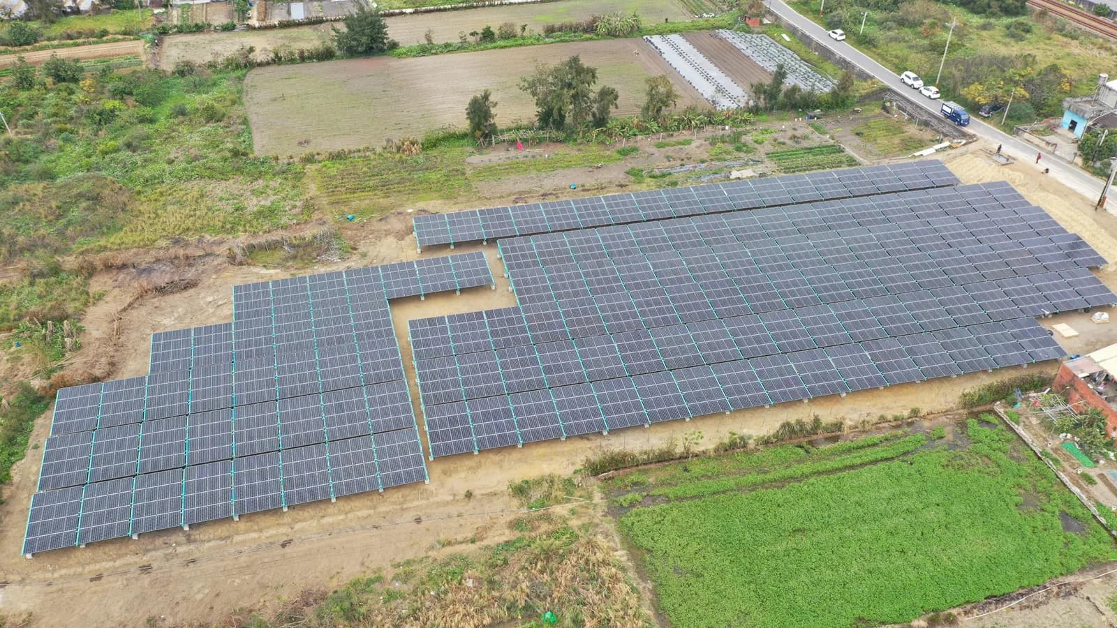 苗栗通霄地面型電廠 — 地面型